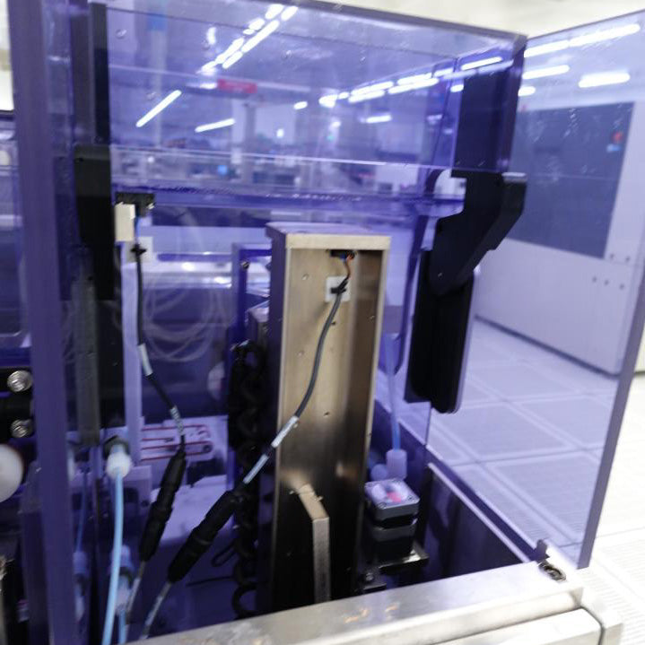 Ontrak DSS 200 Series II Post CMP Scrubber (Chemical Mechanical Polisher)