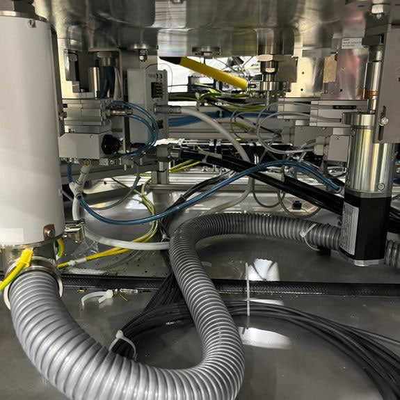 Evatec / Oerlikon Balzers BAK 1401 MS Split Thin Film Evaporator