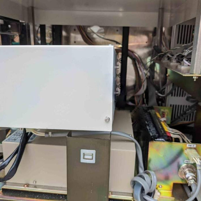 Hitachi S 8820 S CD-SEM (Critical Dimension Scanning Electron Microscope)