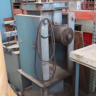 Ingersoll Rand VH Vertical NC Mill