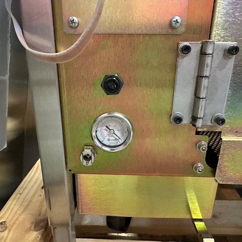 KLA Surfscan 6420 Particle Defect System