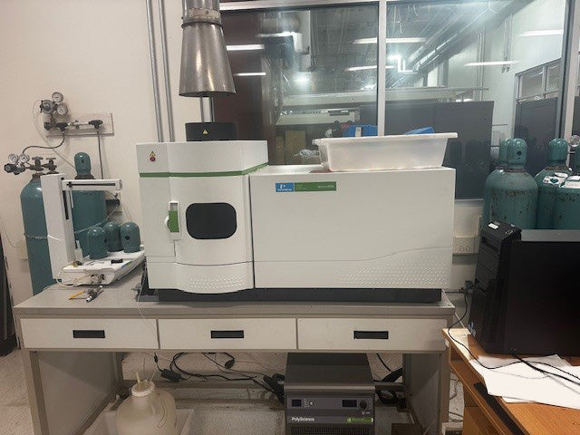 Perkin Elmer Optima 8000 ICP-OES (Optical Emission Spectrometer)