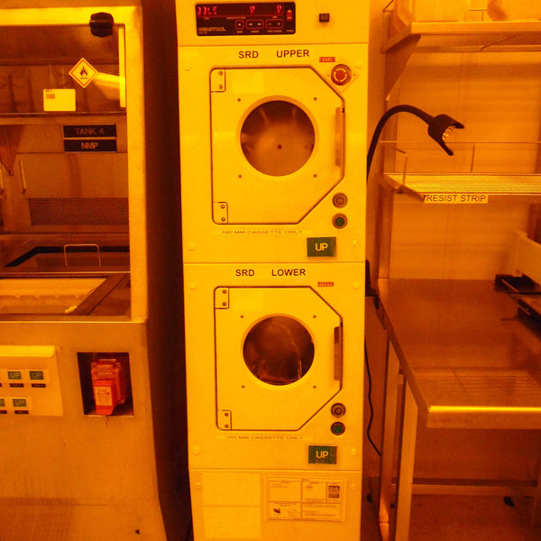 Semitool 870 S SRD (Spin Rinse Dryer)