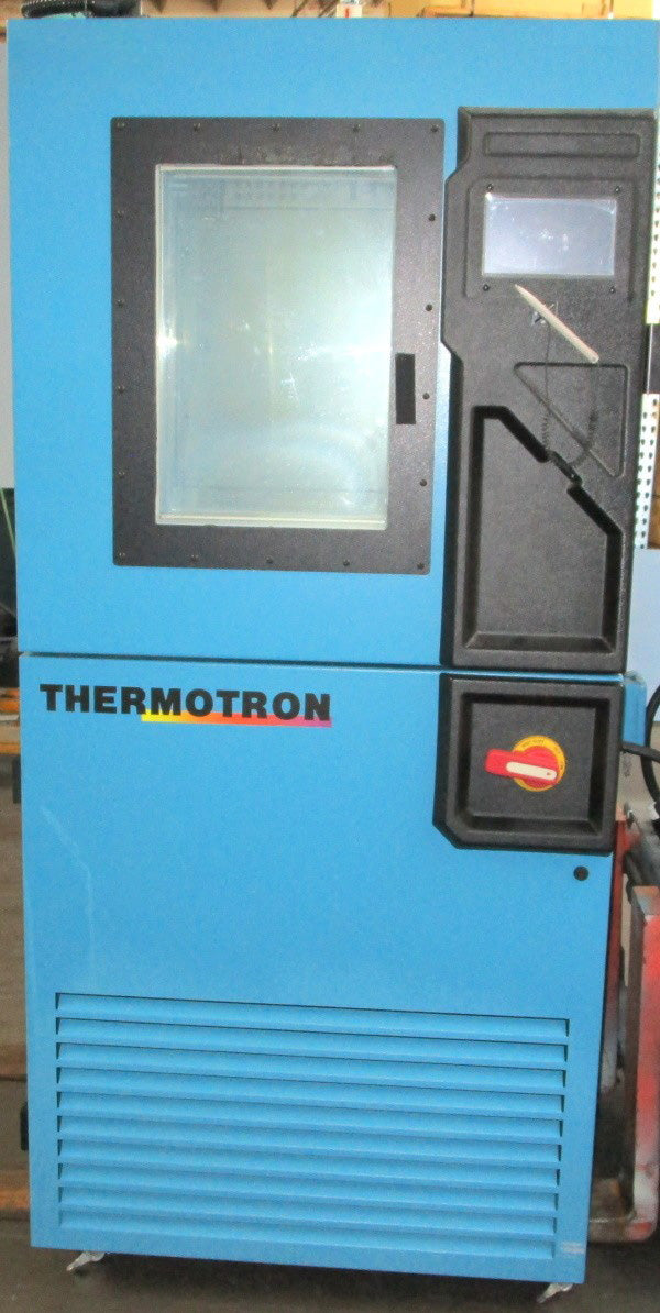 Thermotron S 8 8200 Temperature Chamber
