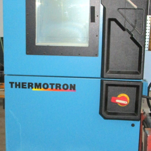 Thermotron S 8 8200 Temperature Chamber