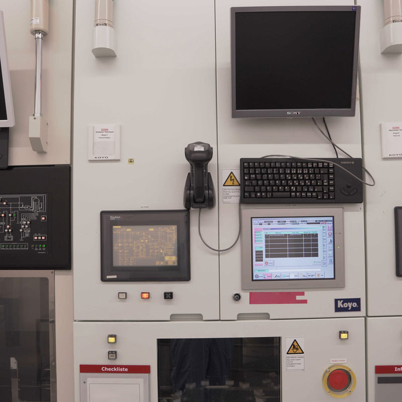 Koyo Thermo VF 5100 Vertical Furnace