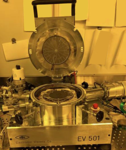 EVG EV 501 Wafer Bonder