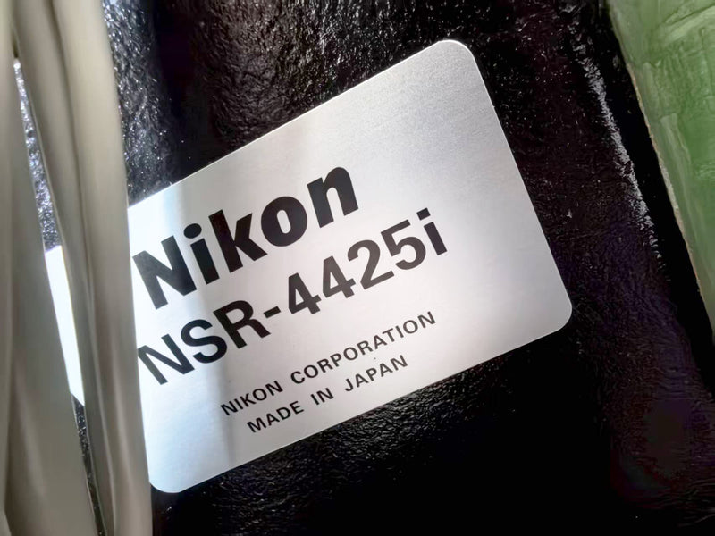 Nikon NSR 4425 i i-Line Stepper