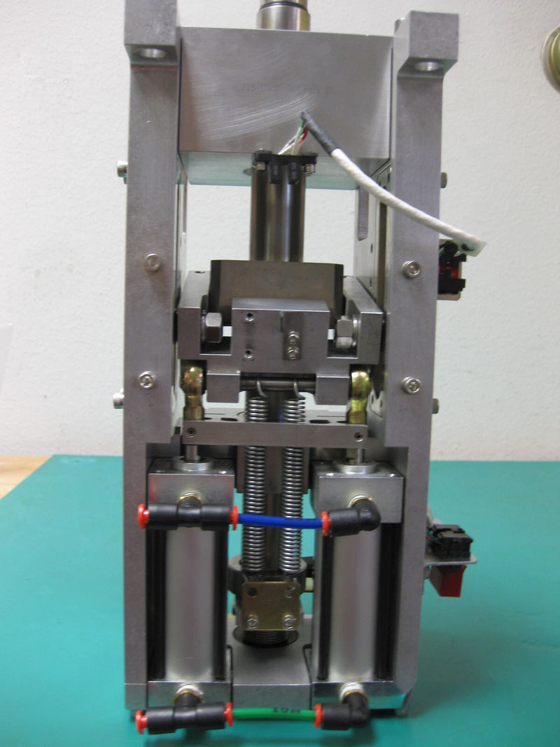 Lam P/N: 853-012200-002 Inner Gate Assembly