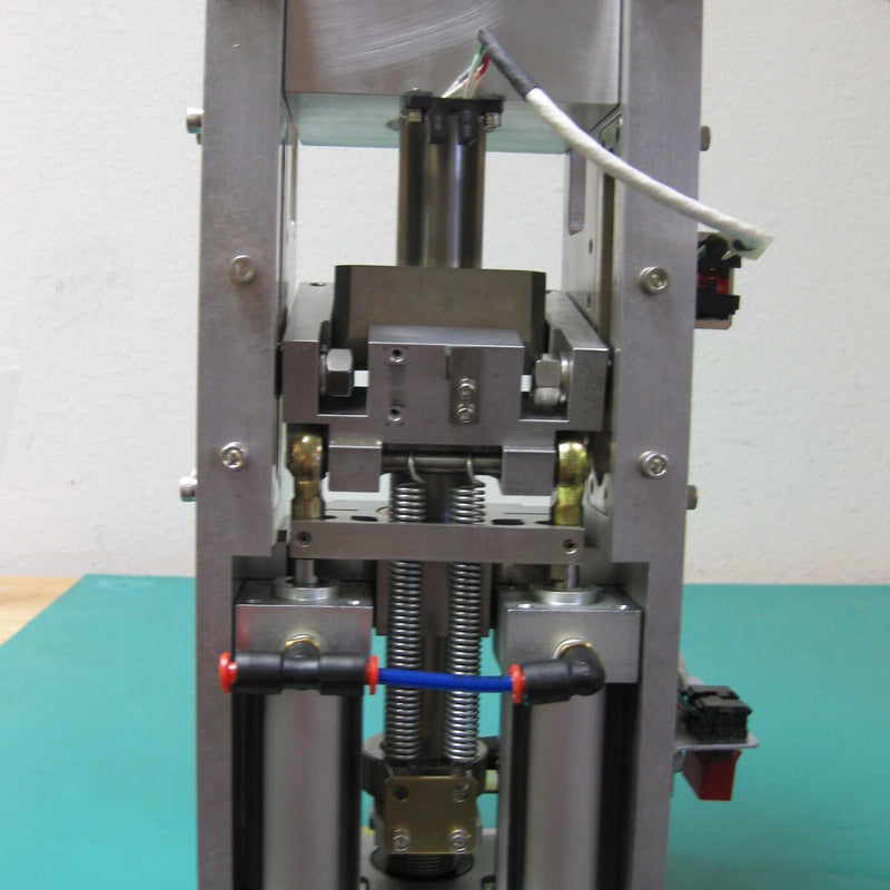 Lam P/N: 853-012200-002 Inner Gate Assembly