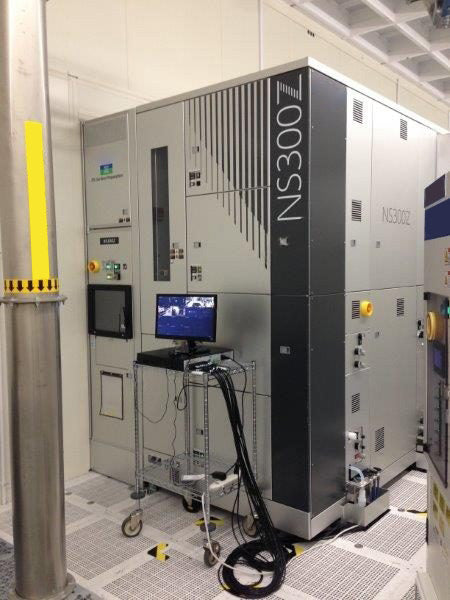 Tel NS 300 Z Wafer Scrubber