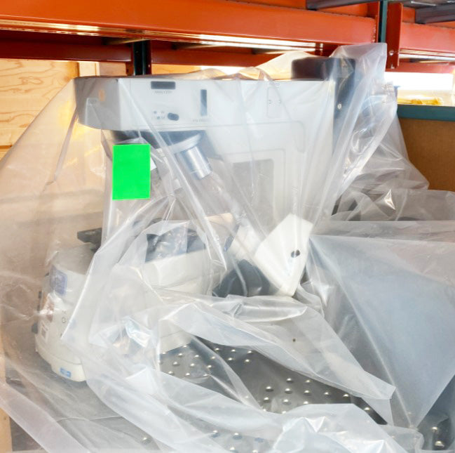 Nikon Eclipse L 200 Microscope