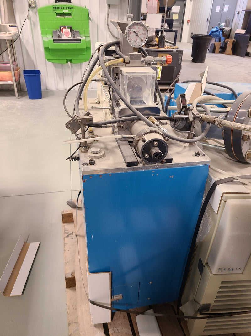 Miyazaki Iron Works FM-P 20 Vacuum Extruder
