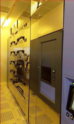 Tel Clean Track Lithius Coater / Developer
