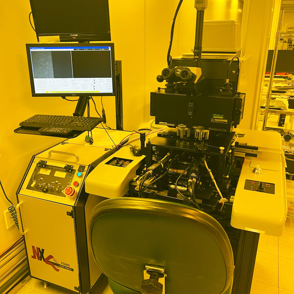 Neutronix Quintel NXQ 7500 Mask Aligner