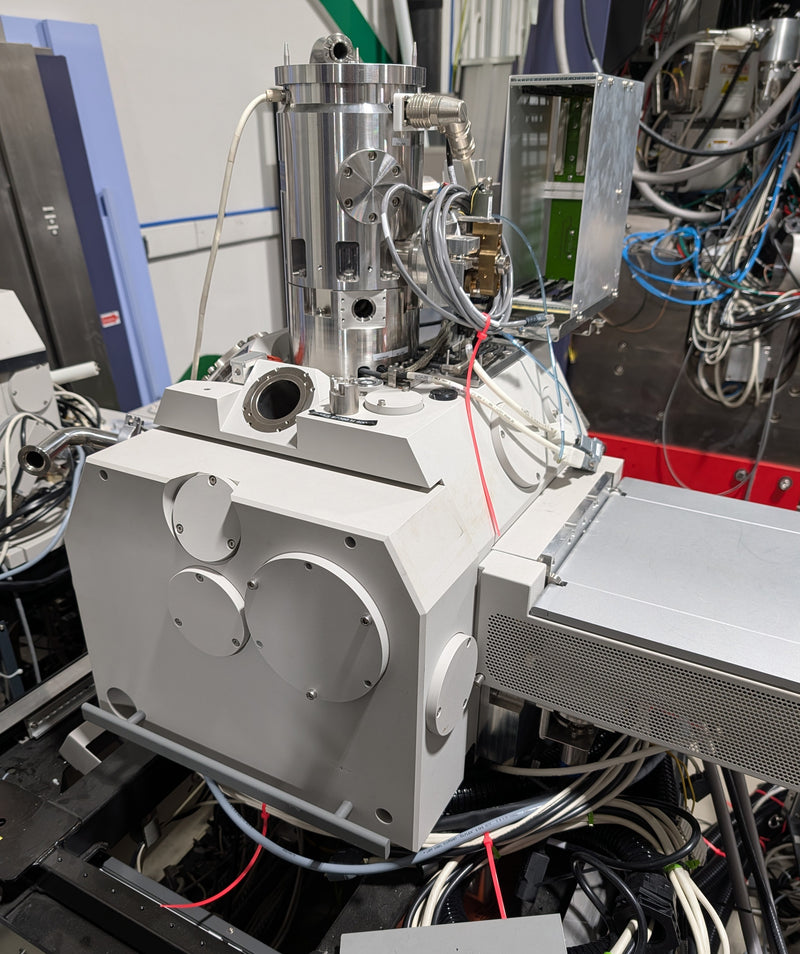 Thermo Fisher Scientific / FEI Helios 400 Chamber