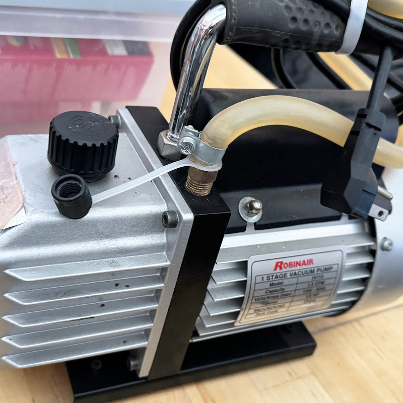 Robinair 15500 VacuMaster Vacuum Pump