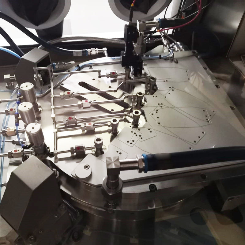 Aixtron Crius MOCVD (Metal Organic Chemical Vapor Deposition)