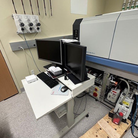 Thermo Fisher Scientific Neptune Plus MC-ICP-MS (Multi-Collector Inductively Coupled Plasma Mass Spectrometry)