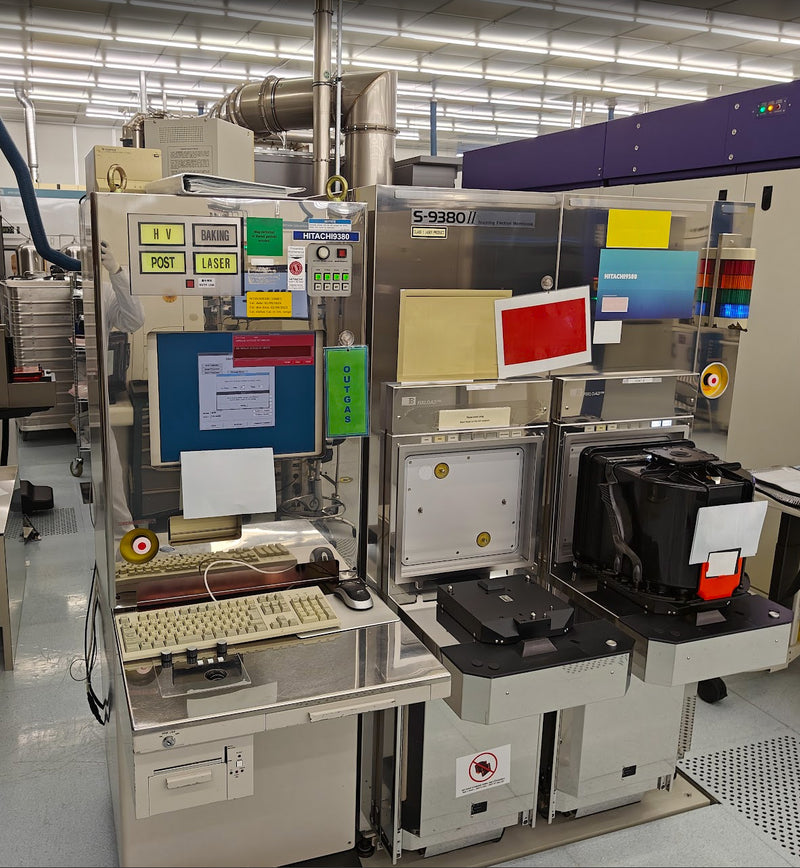 Hitachi S 9380 SEM (Scanning Electron Microscope)
