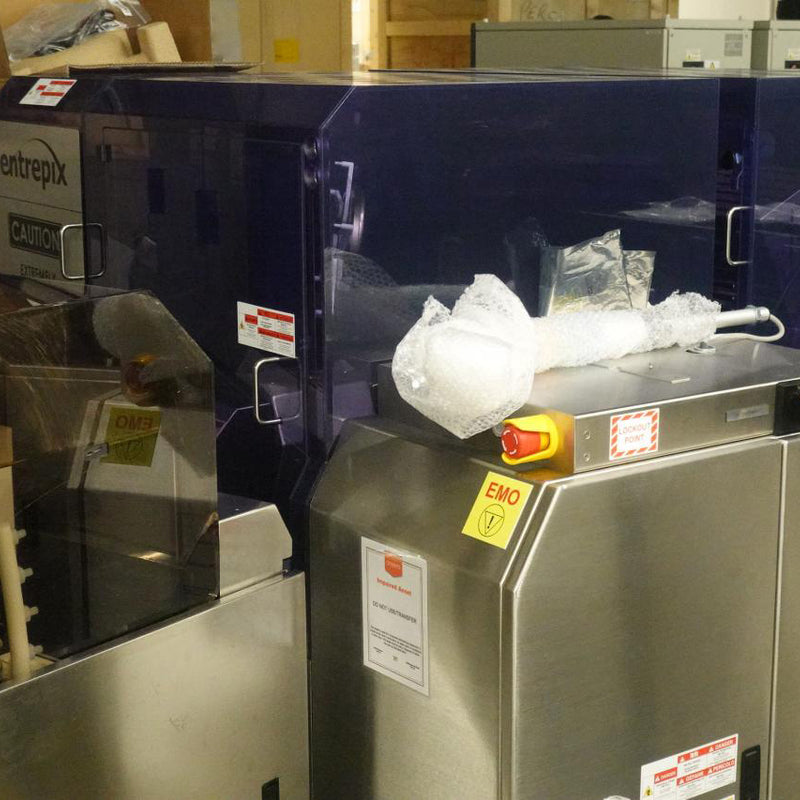 Ontrak DSS 200 Series II Post CMP Scrubber (Chemical Mechanical Polisher)