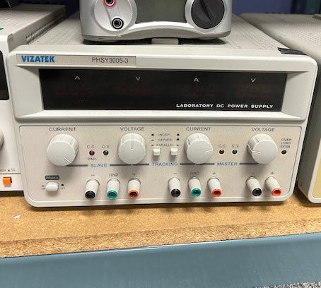 Vizatek PHSY 3005 3 DC Power Supply