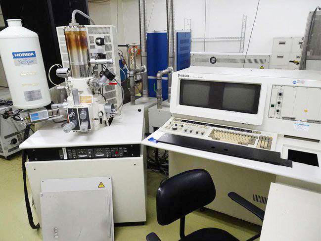 Hitachi S 4500 SEM (Scanning Electron Microscope)