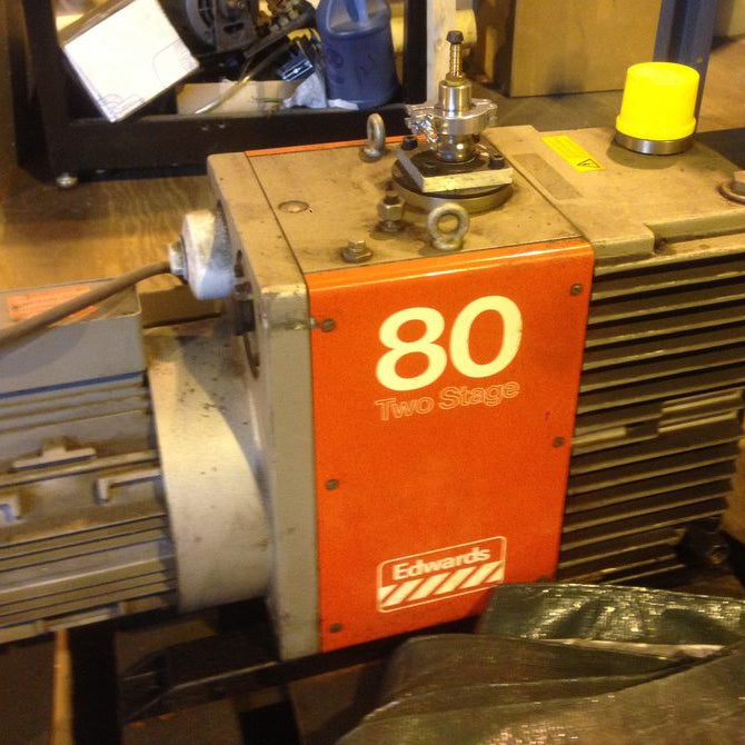 Edwards E 2 M 80 Dry Pump