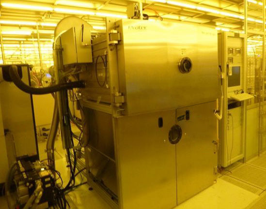 Evatec / Oerlikon Balzers Bak 1401 MS PVD (Physical Vapor Deposition)