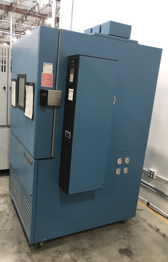 Thermotron 2800 Temperature Chamber