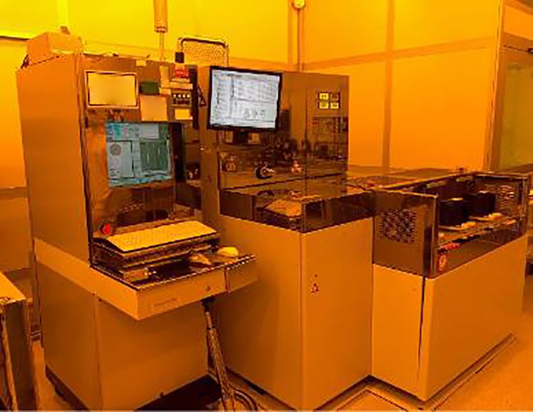 Hitachi S 9220 CD-SEM (Critical Dimension Scanning Electron Microscope)