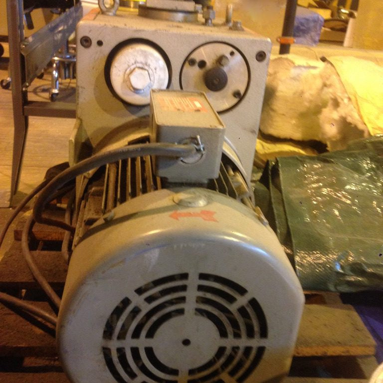 Edwards E 2 M 80 Dry Pump