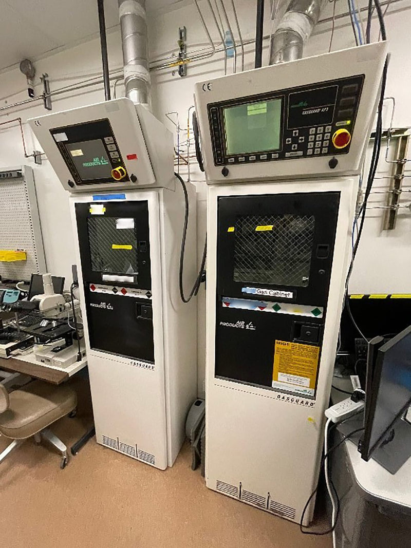 Veeco Emcore D 180 MOCVD (Metal Organic Chemical Vapor Deposition)