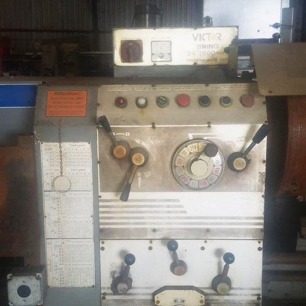 Victor 2480 T Lathe