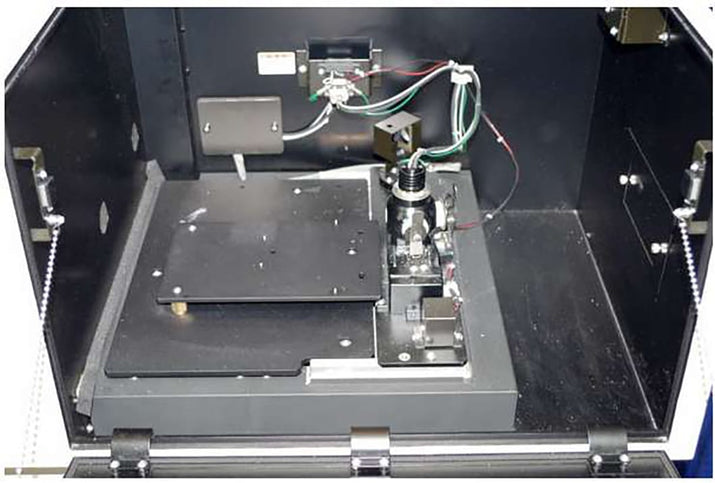 Hitachi U 4100 Spectrophotometer