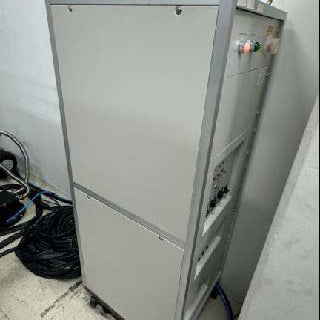 Hitachi S 8820 CD-SEM (Critical Dimension Scanning Electron Microscope)