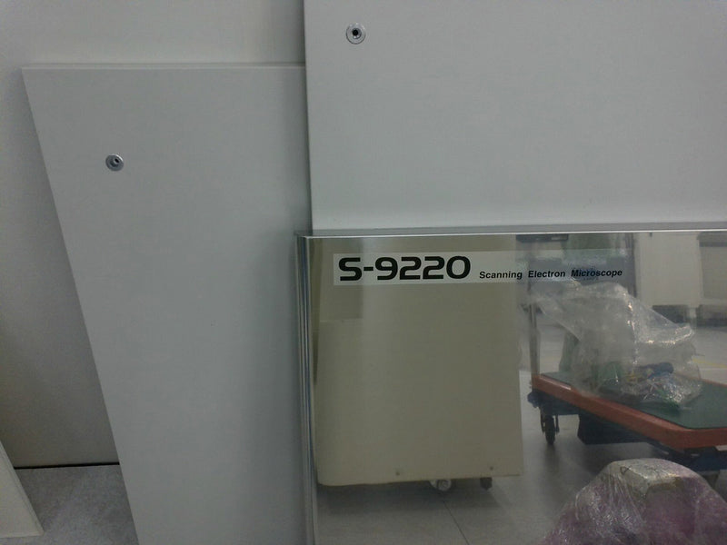 Hitachi S 9220 CD-SEM (Critical Dimension Scanning Electron Microscope)