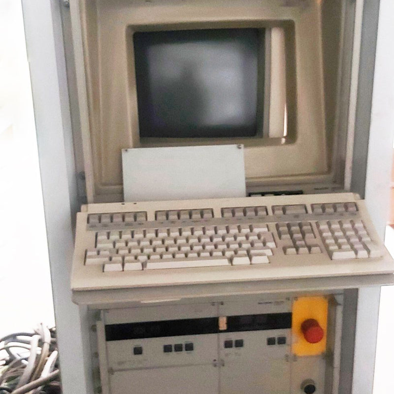 Oerlikon Balzers BAK 1052 Evaporation System for Vacuum Coating