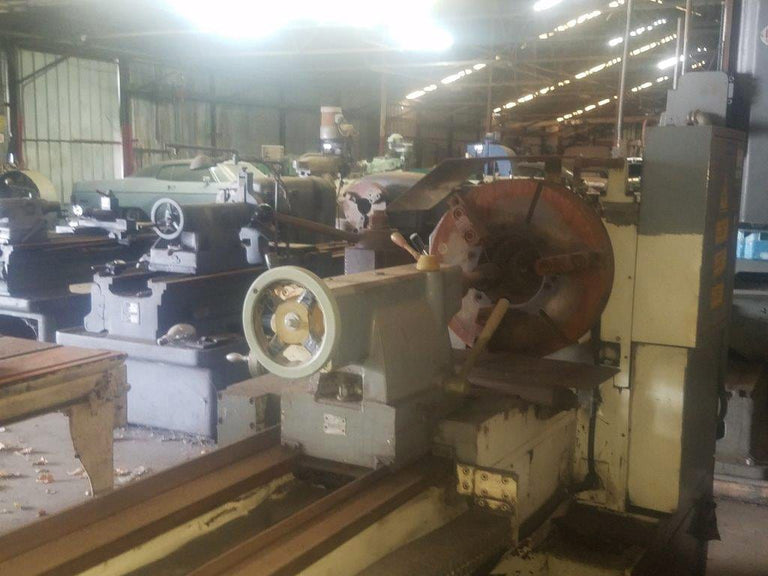 Victor 2480 T Lathe