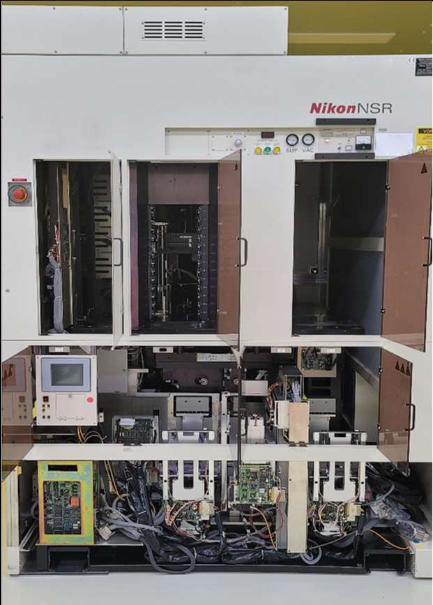 Nikon NSR 2205 i 12 D i-Line Stepper