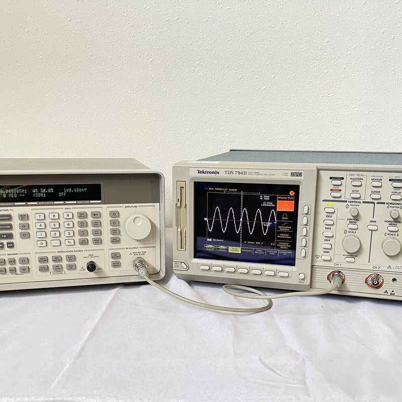 Keysight / Agilent 8648 C Synthesized Signal Generator