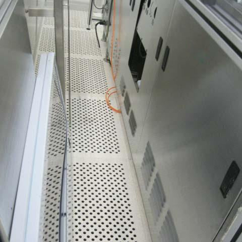 Ontrak DSS 200 Series II Wafer Scrubber