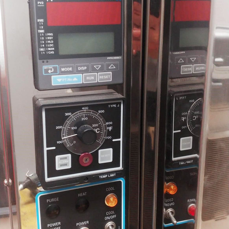 Blue M CC 09 C-P-KY Oven