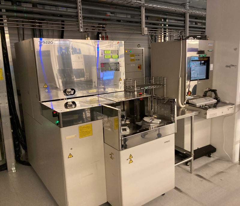 Hitachi S 9220 CD-SEM (Critical Dimension Scanning Electron Microscope)