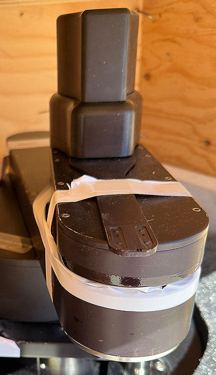 Genmark Gencobot 8 / 3 L Robot System
