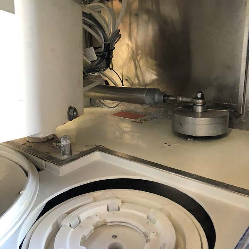 Strasbaugh 6 EC CMP (Chemical Mechanical Polisher)