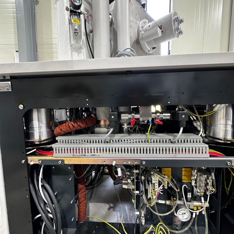 Thermo Fisher Scientific / FEI NanoLab 230 SEM (Scanning Electron Microscope)