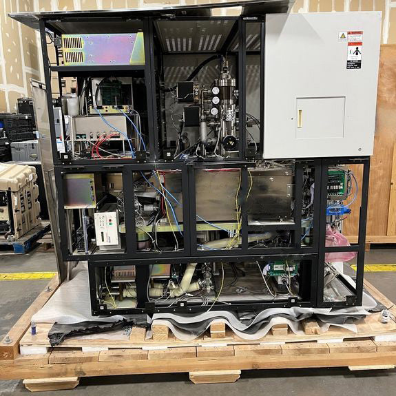 Hitachi S 9300 CD-SEM (Critical Dimension Scanning Electron Microscope)