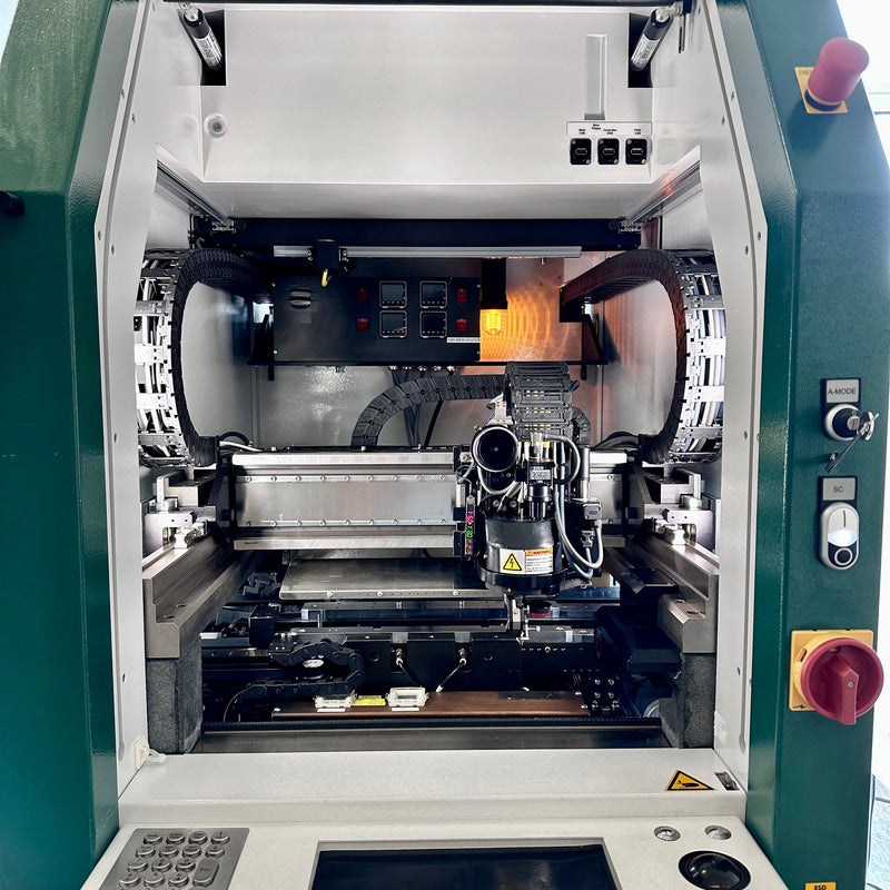 Hesse & Knipps (H&K) Bondjet 820 Wire Wedge Bonder