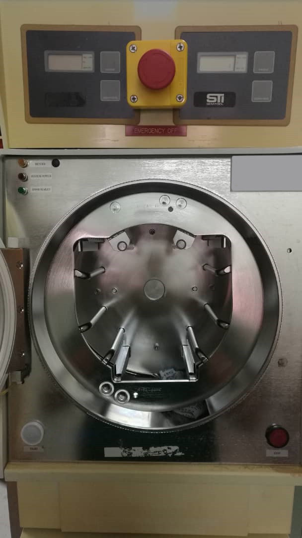 Semitool SRD (Spin Rinse Dryer)